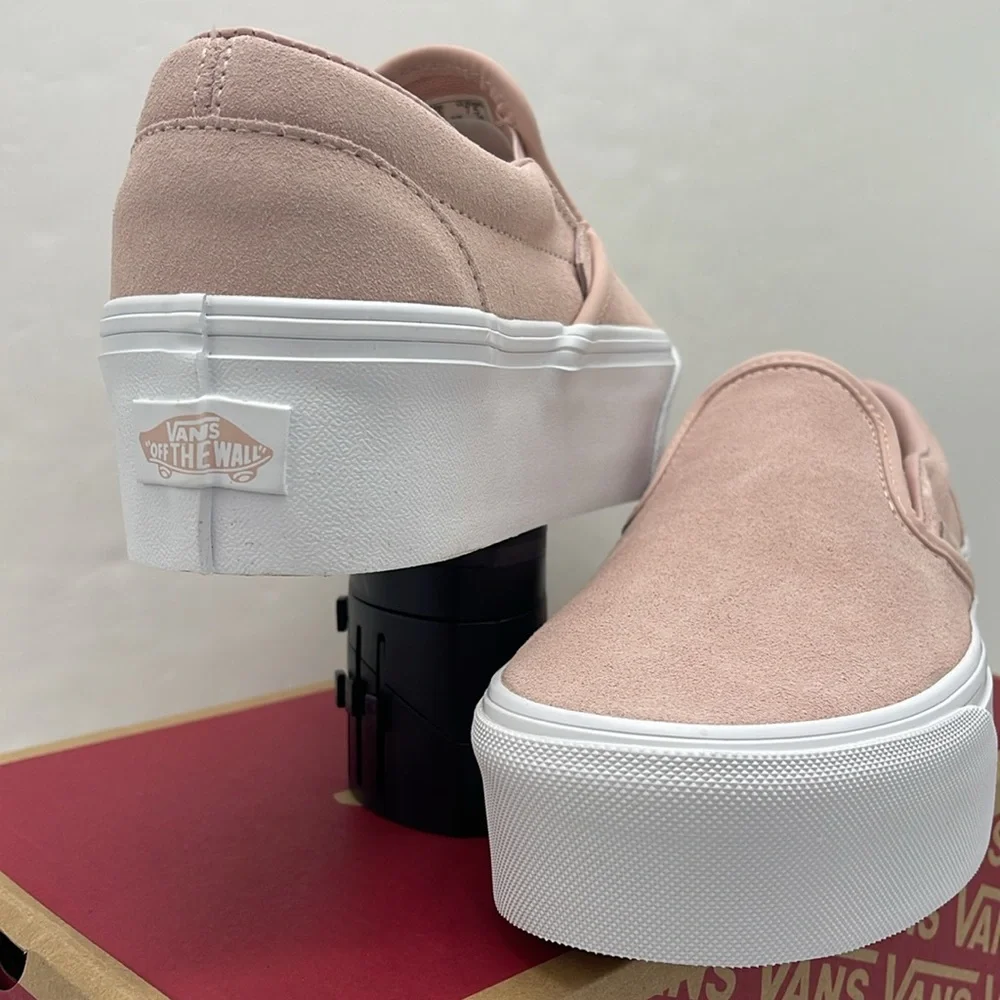 Vans WMNS Platform Sneakers Classic Slip-On Stackform Mono Embroidery Rose Smoke